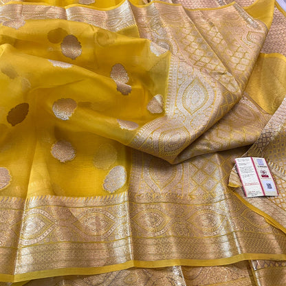 Banarasi Kora Organza Silk Saree with Golden Zari Weaving and Blouse Piece – Festive Wear