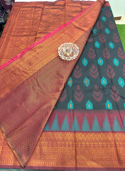 Soft Silk Ikkat Pochampally Saree with Traditional Woven Border and Blouse Piece for Women
