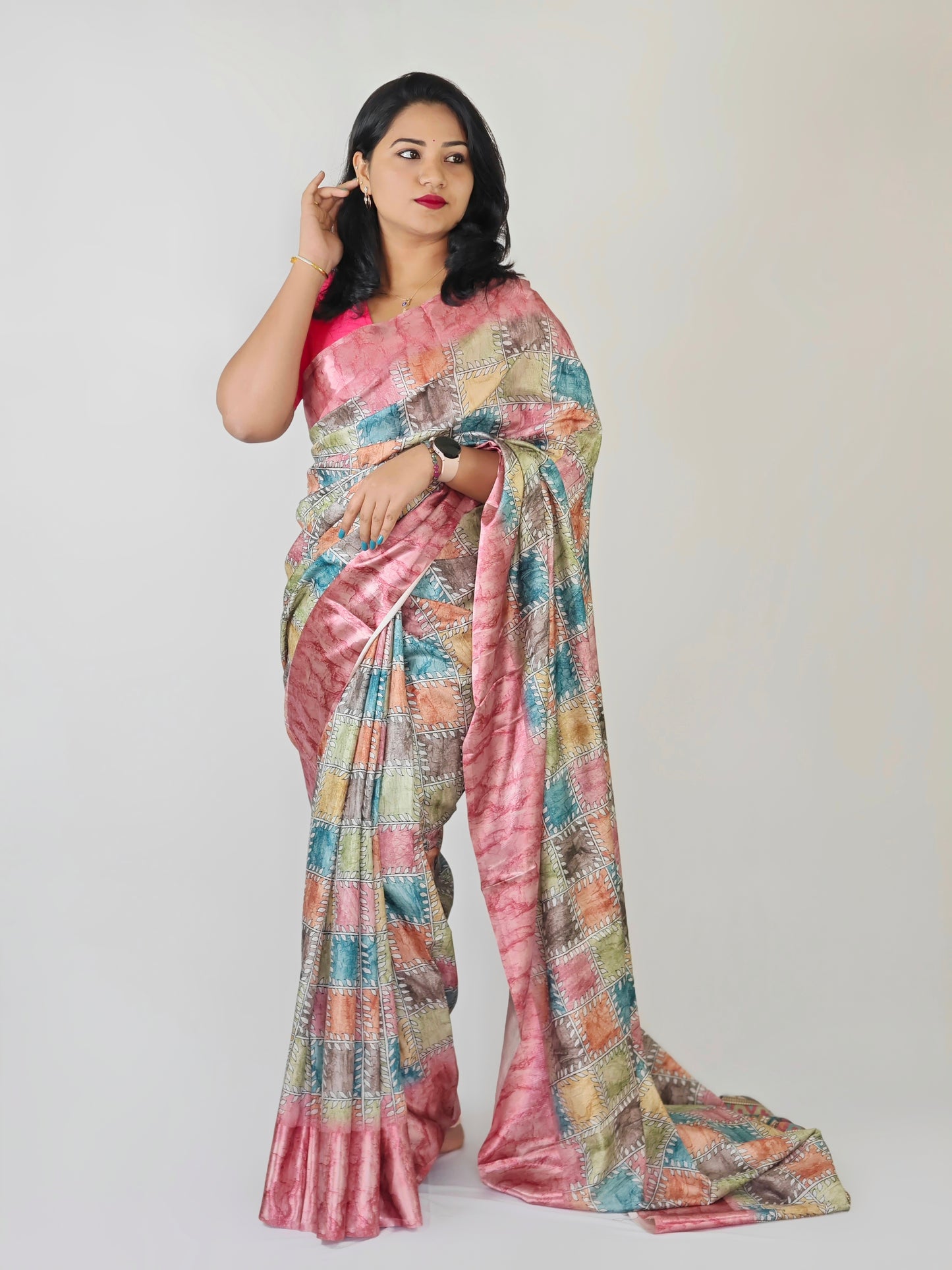 Pure Silk Dola Digital Printed Saree with Matching Digital Print Blouse Fabric