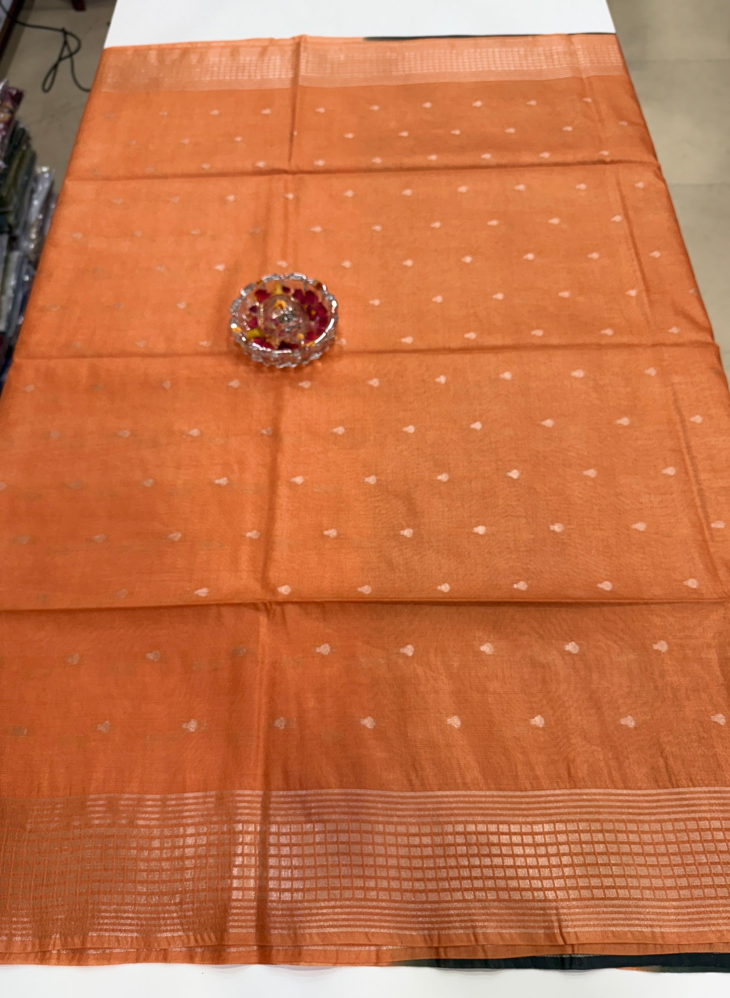 Semi Cotton Silk Saree with 2D Woven Buttas and Contrast Pallu – Elegant Daily and Festive Wear Saree