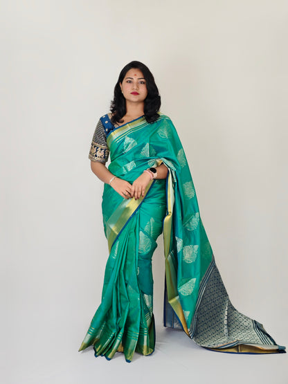 Soft Banarasi Silk Saree with Intricate Weaving Work, Rich Pallu, and Matching Weaving Blouse