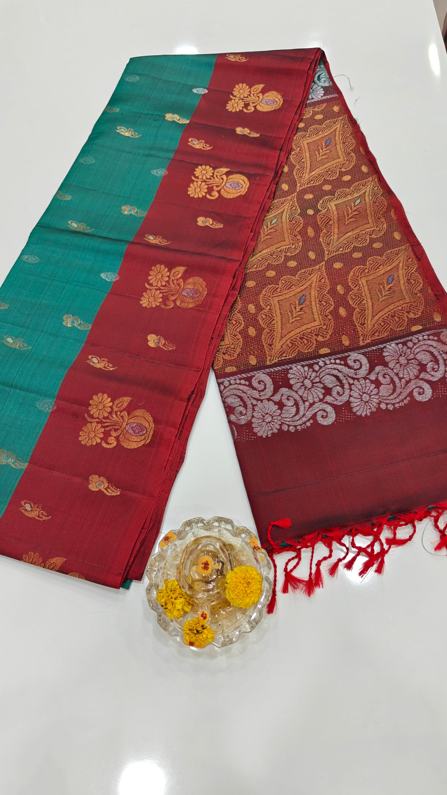 Pure Handloom Silk Saree with Woven Butta & Contrast Pallu