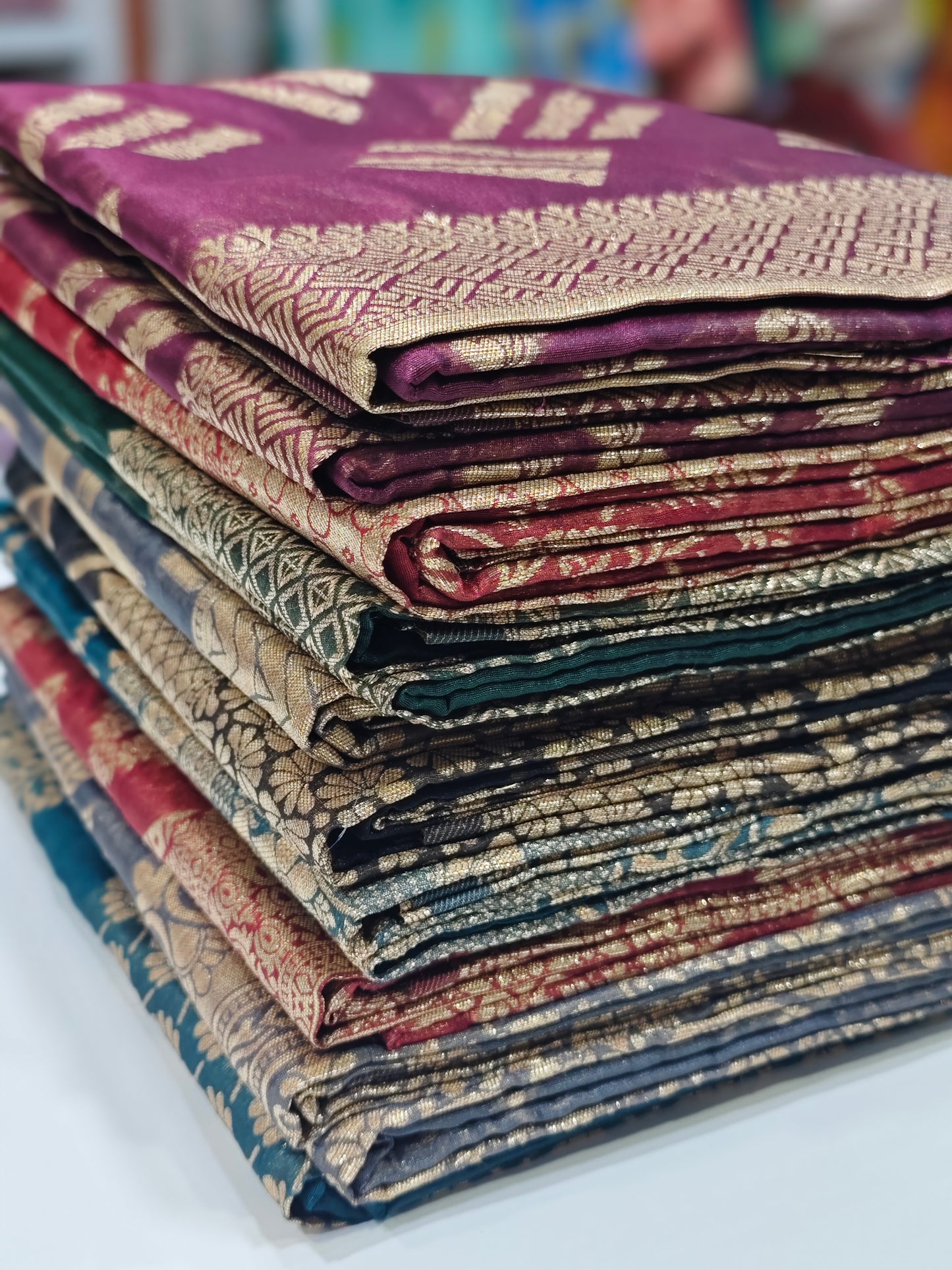 Organza Silk Zari Weaving Saree with Golden Butties, Silver Zari Pallu & Brocade Blouse