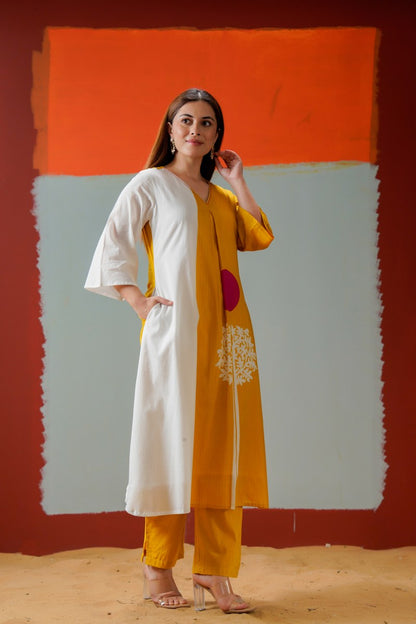 Cotton Kurti Pant Set for Women, Two Tone Panel Printed Kurta with V Neck, M to XXL