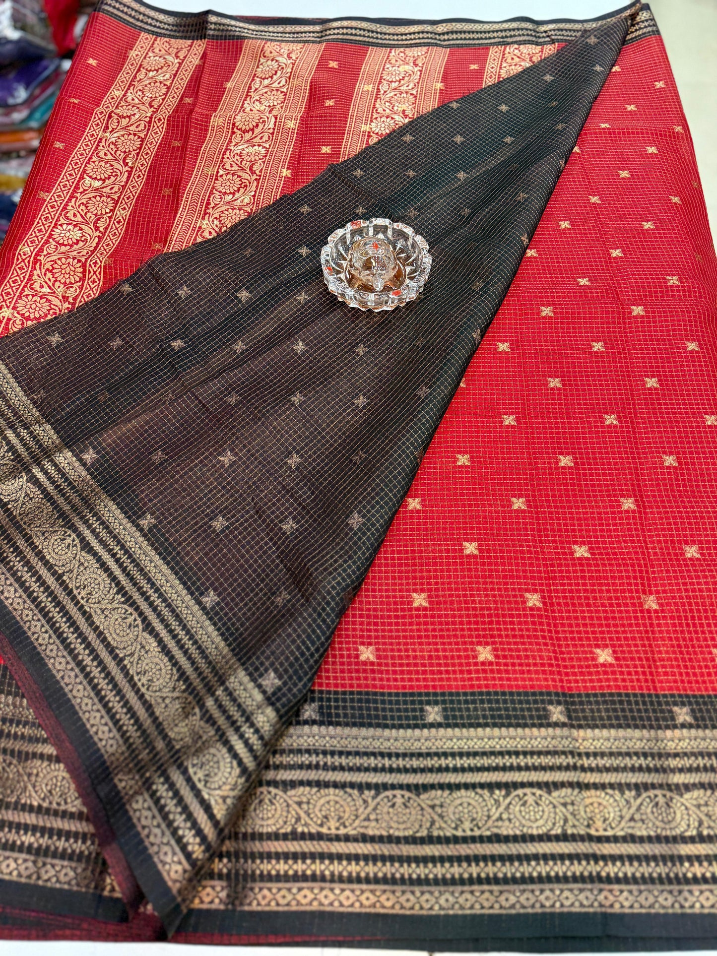 Munga pattu silk blend saree with small buti checks and zari border, women’s festive wear saree