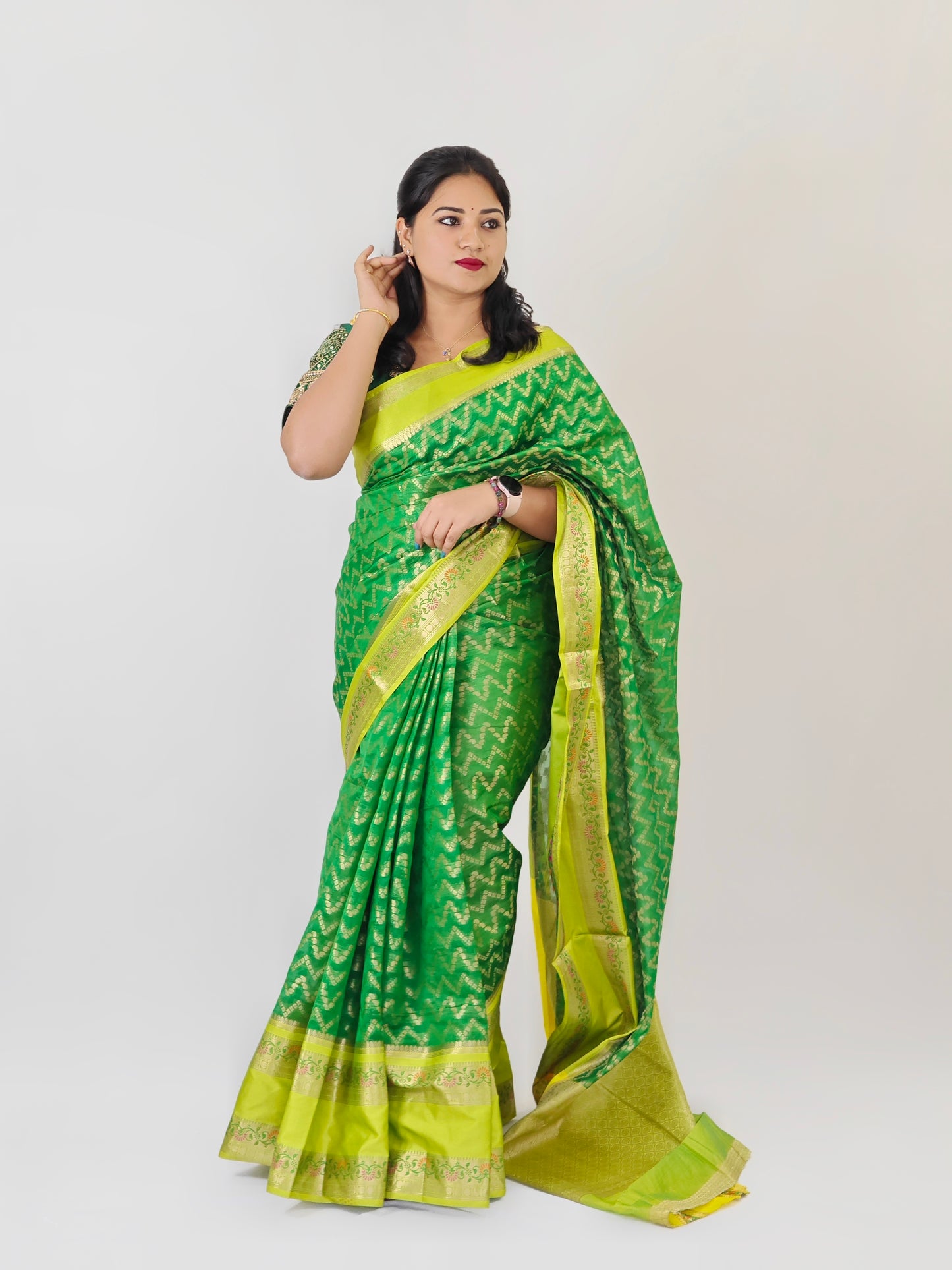 Mangalgiri Tissue Saree with Floral Design, Zari Rich Pallu, Big Border, and Contrast Blouse Piece for Women