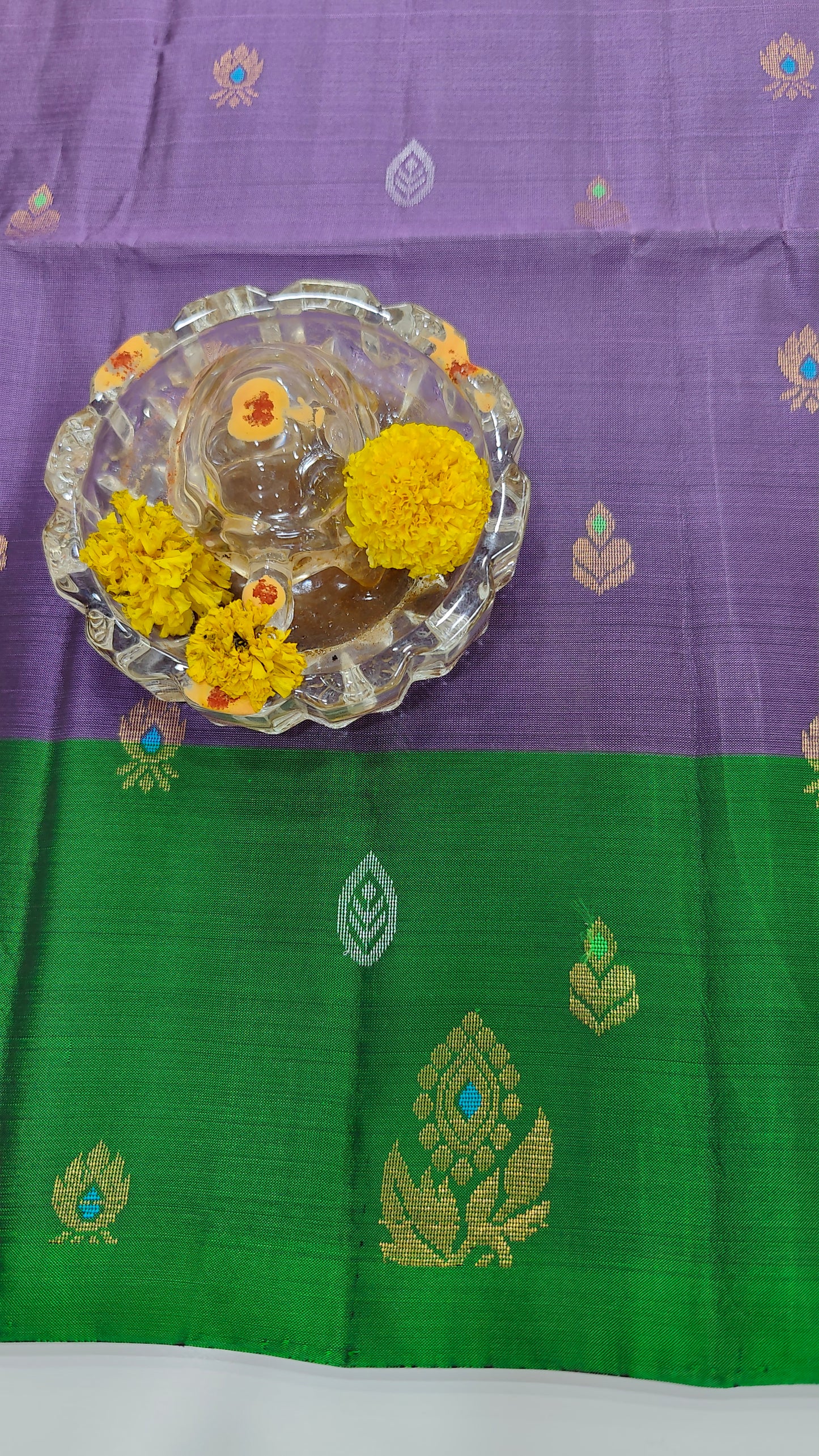 Pure Handloom Silk Saree with Heritage Contrast Pallu and Woven Motifs