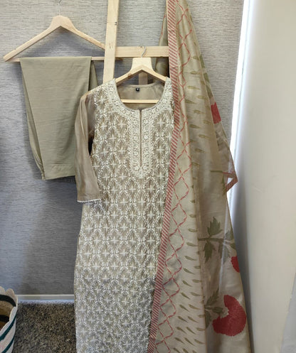 Women’s Chanderi suit set with lining, embroidered kurta pant dupatta, beige stone, round neck slit, sizes 38-46