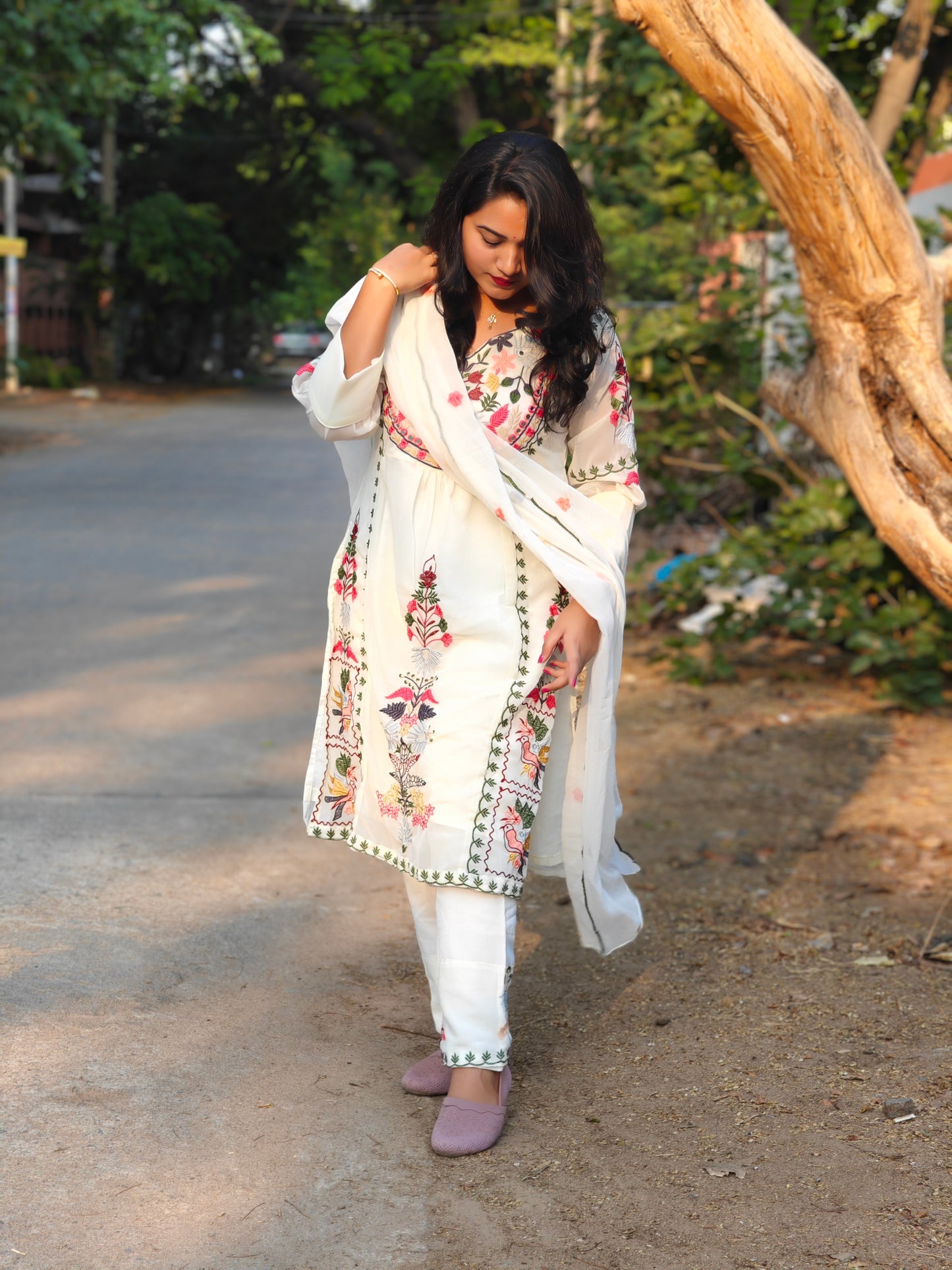 Pearl White Georgette Embroidered Suit Set with Dupatta – Sizes M to 3XL