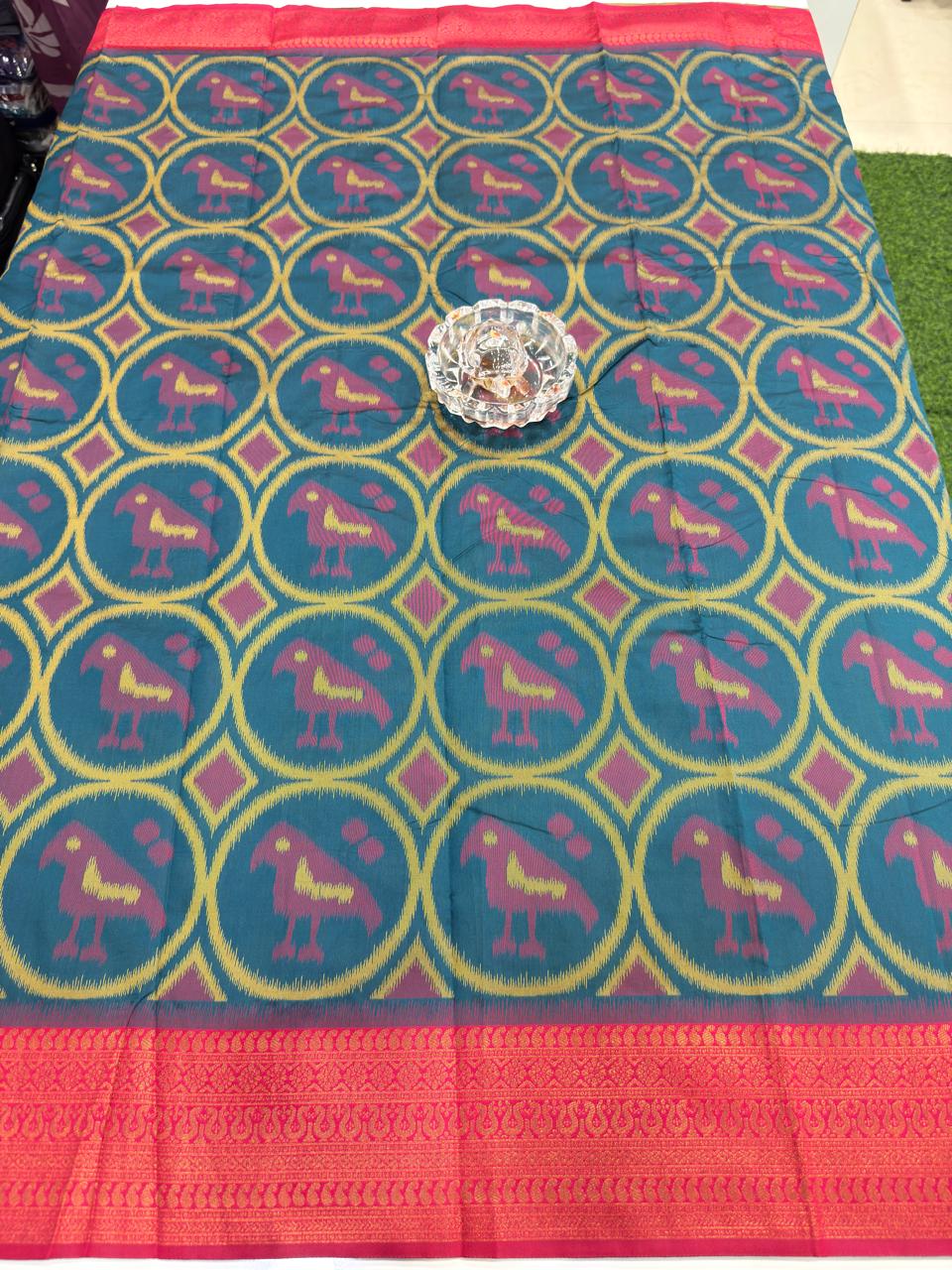 Soft Silk Ikkat Pochampally Saree with Traditional Woven Border and Blouse Piece for Women