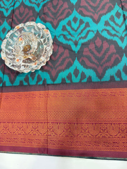 Soft Silk Ikkat Pochampally Saree with Traditional Woven Border and Blouse Piece for Women