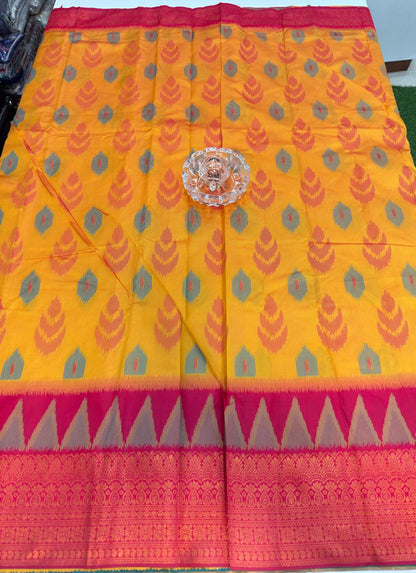 Soft Silk Ikkat Pochampally Saree with Traditional Woven Border and Blouse Piece for Women