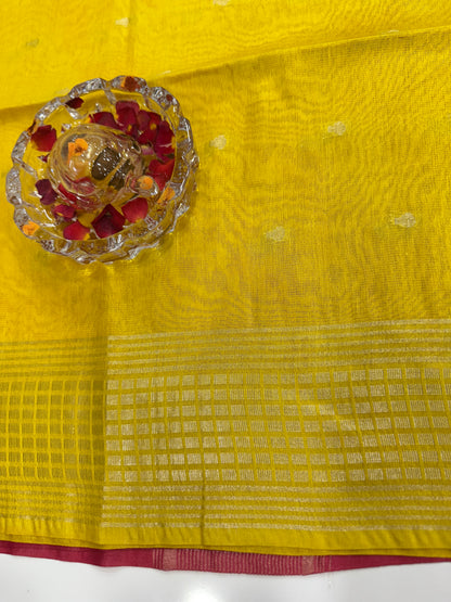 Semi Cotton Silk Saree with 2D Woven Buttas and Contrast Pallu – Elegant Daily and Festive Wear Saree