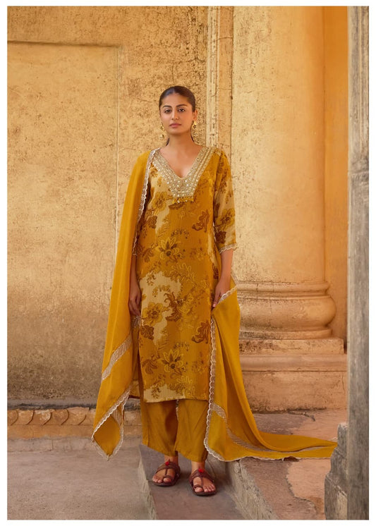 Crush Shimmer Kurta Pant Dupatta Set with Beautiful Detailing Work for Women – Sizes M to XXL