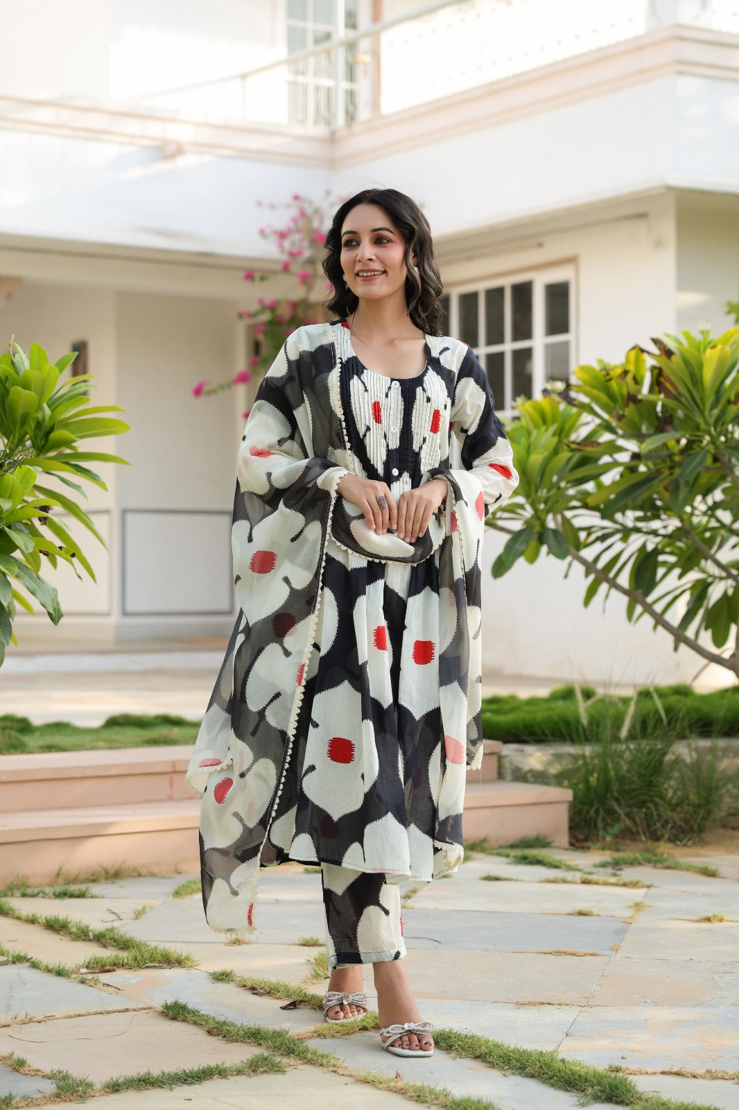 Women’s premium cotton 3 piece kurta pant dupatta set, black white abstract floral print, lace detailing, sizes 38-44