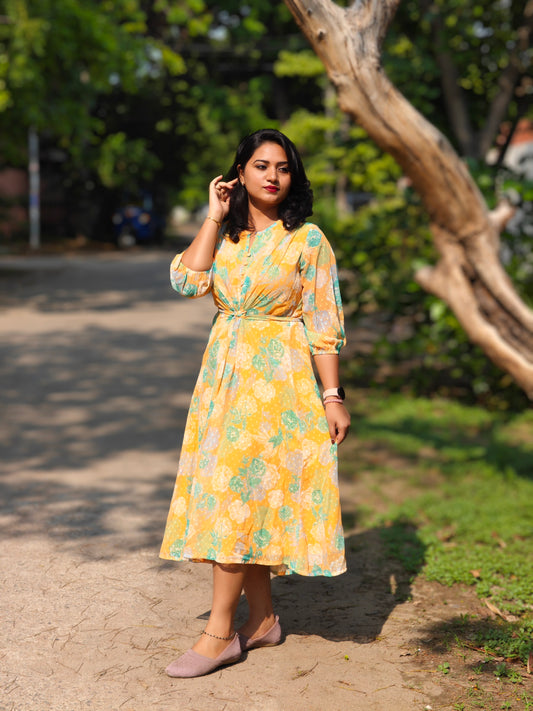 Women’s Yellow Floral Printed Western Midi Dress with Knot Detail – Sizes M to 3XL