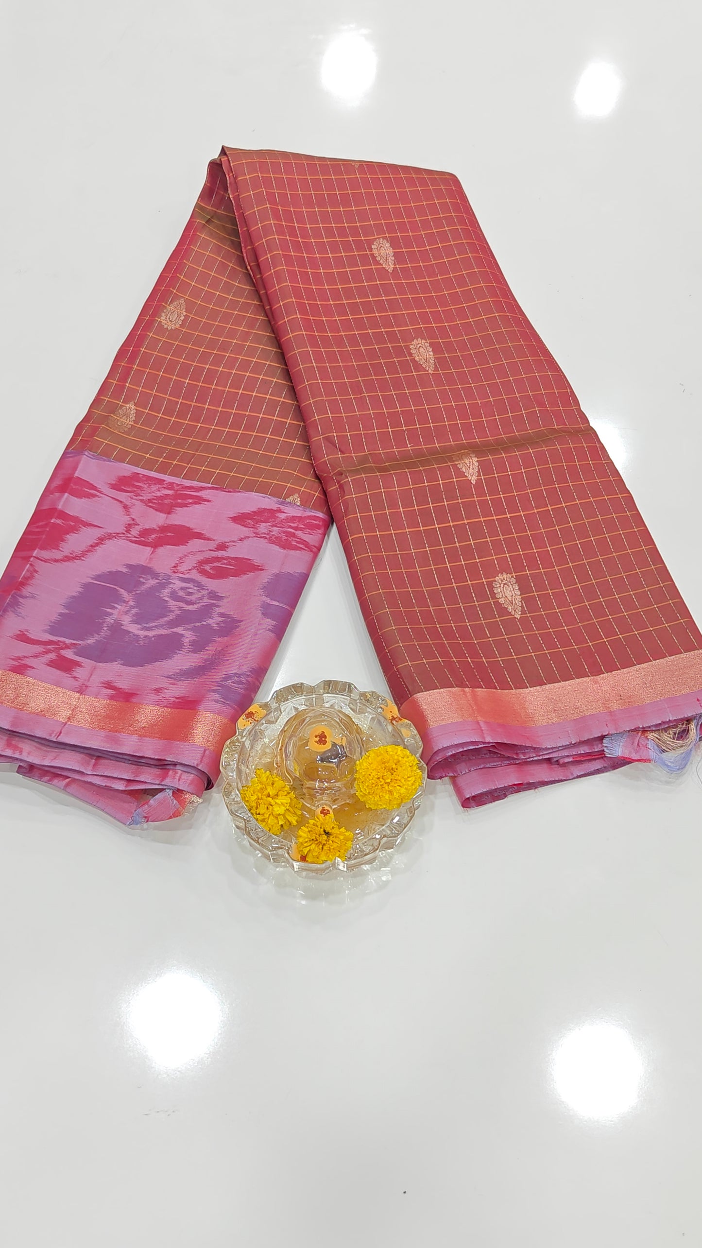 Handloom Soft Silk Checks Saree with Pochampally-Style Border
