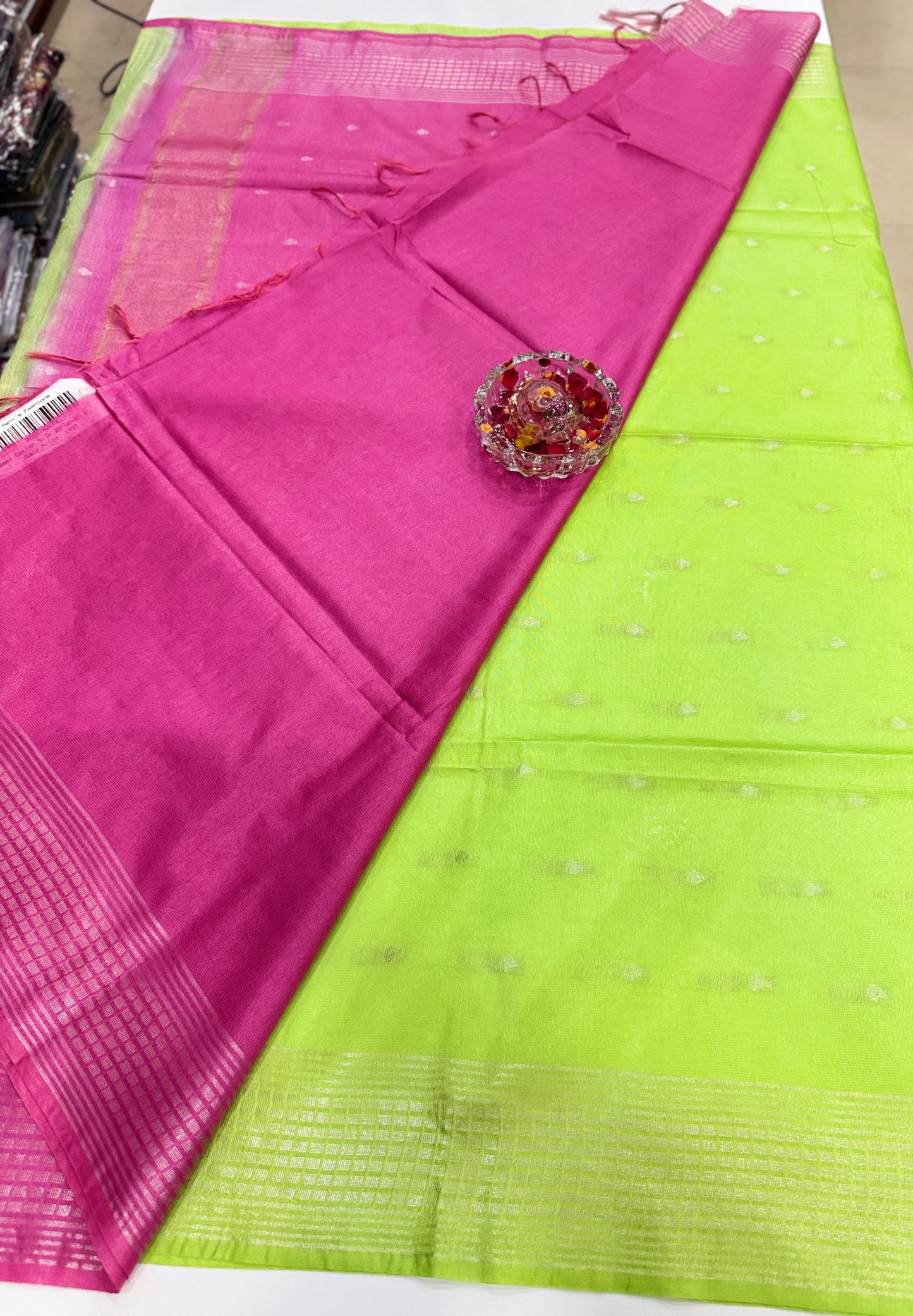 Semi Cotton Silk Saree with 2D Woven Buttas and Contrast Pallu – Elegant Daily and Festive Wear Saree