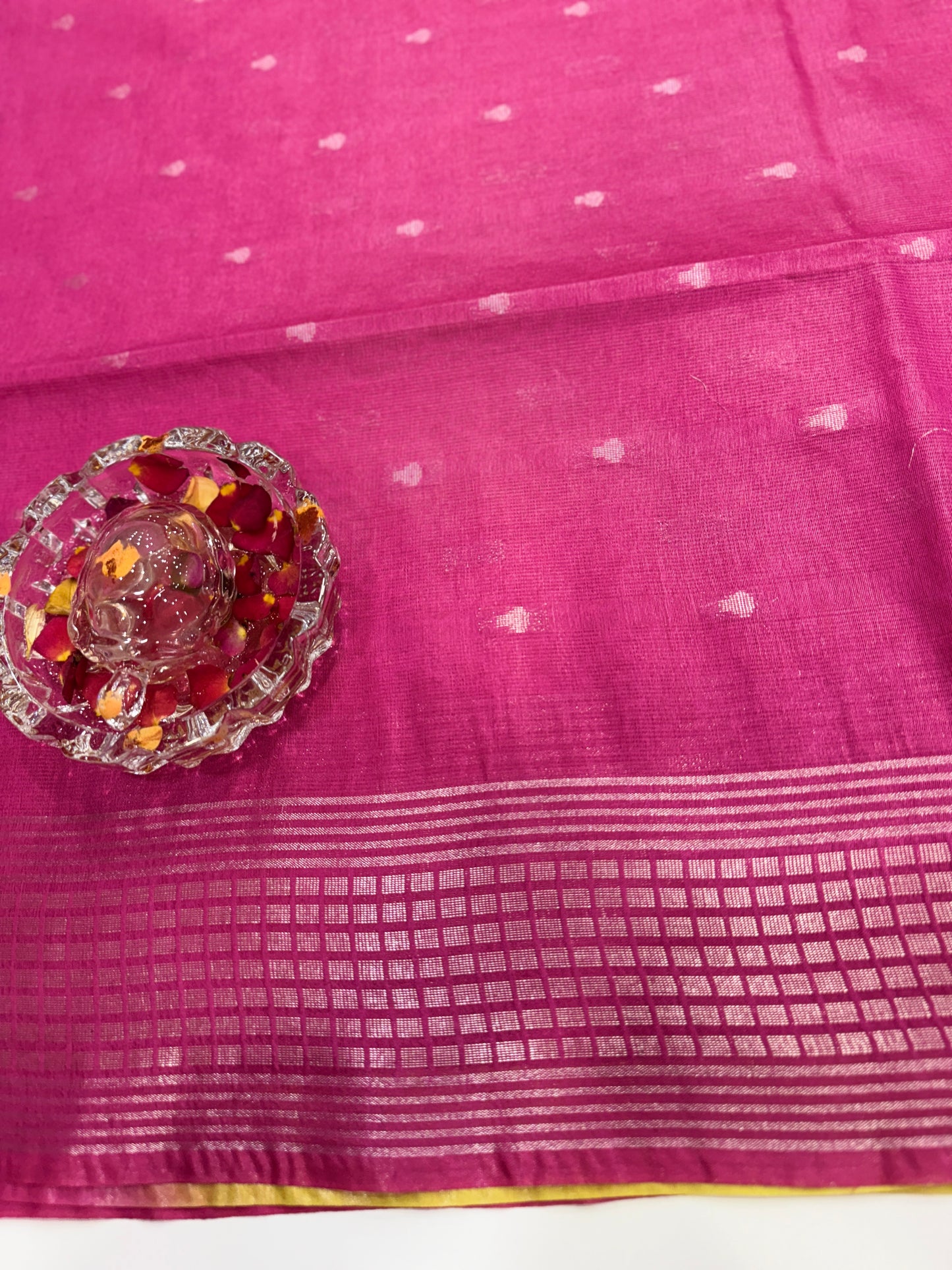 Semi Cotton Silk Saree with 2D Woven Buttas and Contrast Pallu – Elegant Daily and Festive Wear Saree